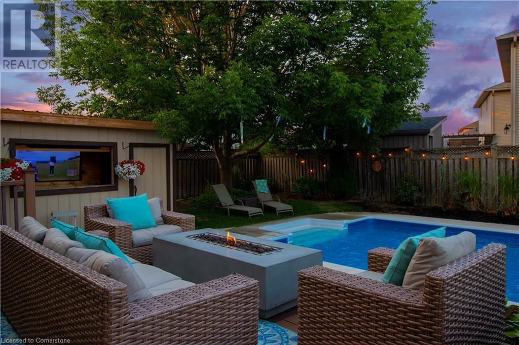 Photo 24 of 5 Dunrobin Drive, Caledonia ON