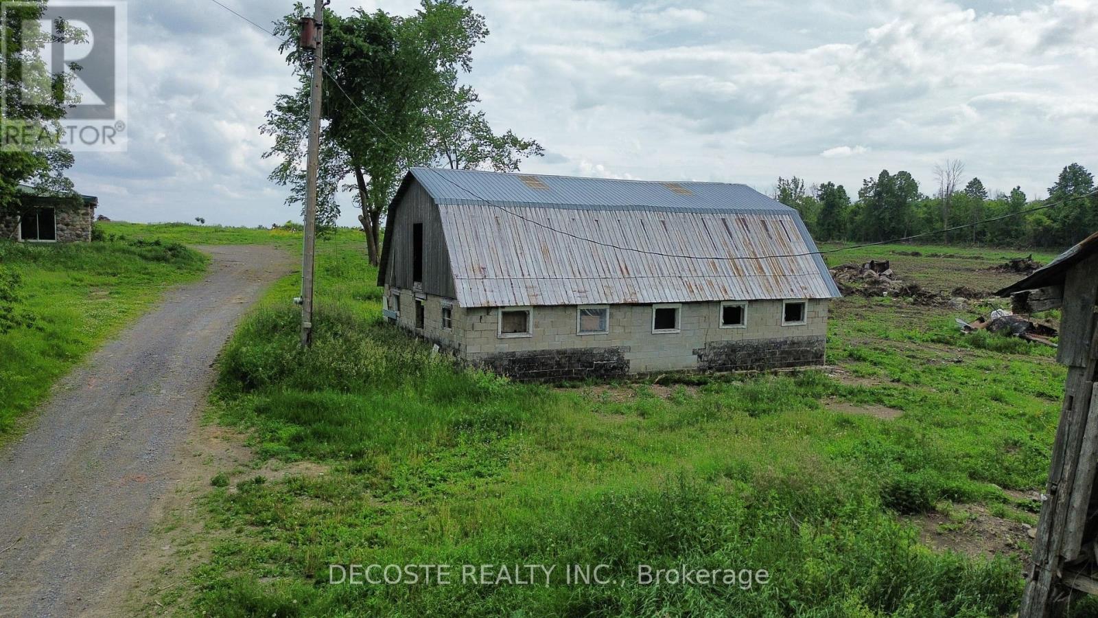 Photo 5 of 20800 Lochiel Road, North Glengarry ON