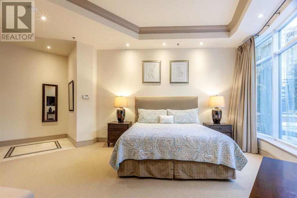 Single Family House High rise for Sale in   Princeton Way SW Eau Claire Calgary 