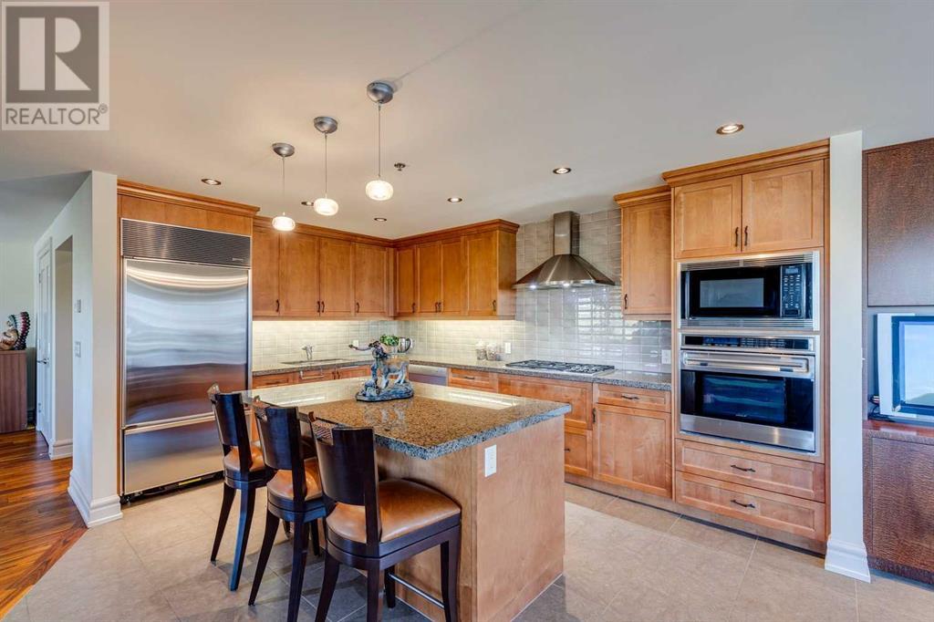 Single Family House High rise for Sale in   Princeton Way SW Eau Claire Calgary 