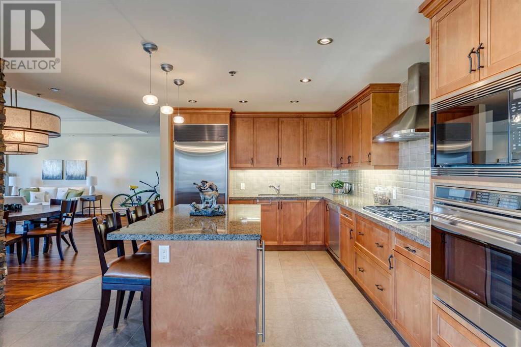 Single Family House High rise for Sale in   Princeton Way SW Eau Claire Calgary 