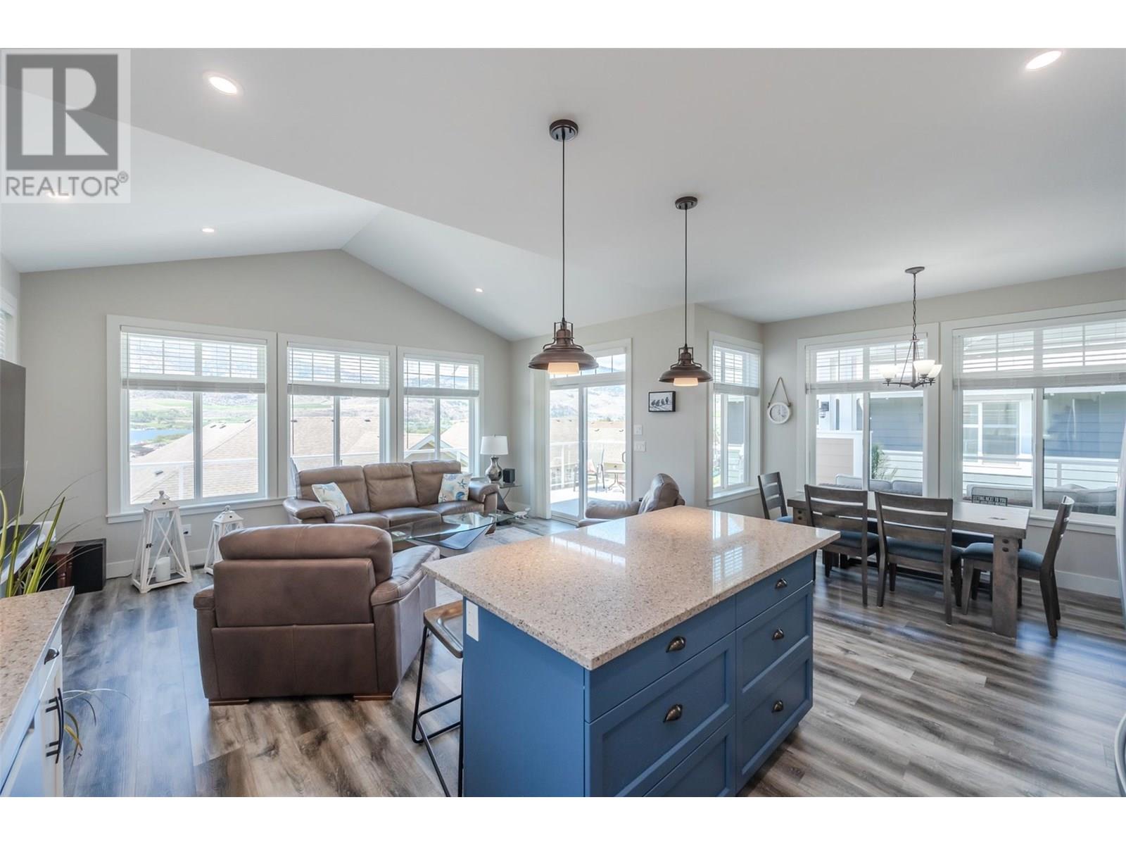 254 2450 Radio Tower Road, Oliver