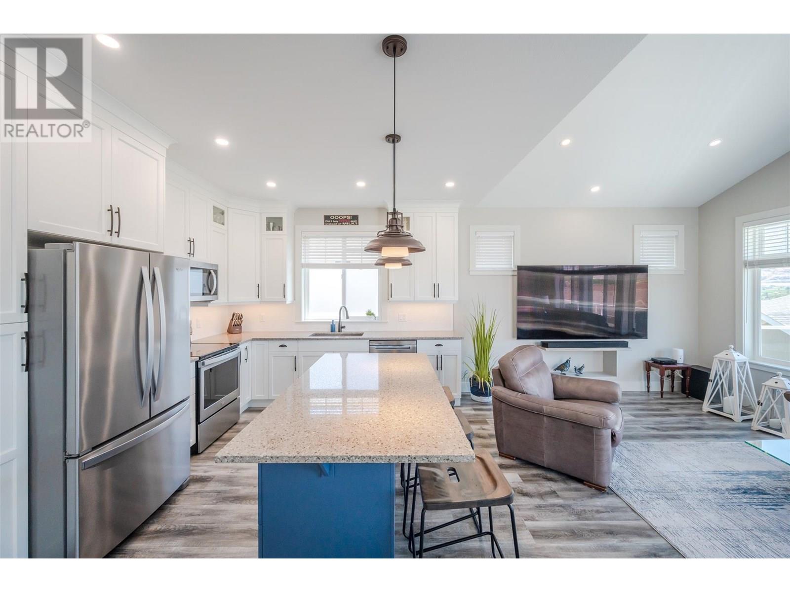254 2450 Radio Tower Road, Oliver