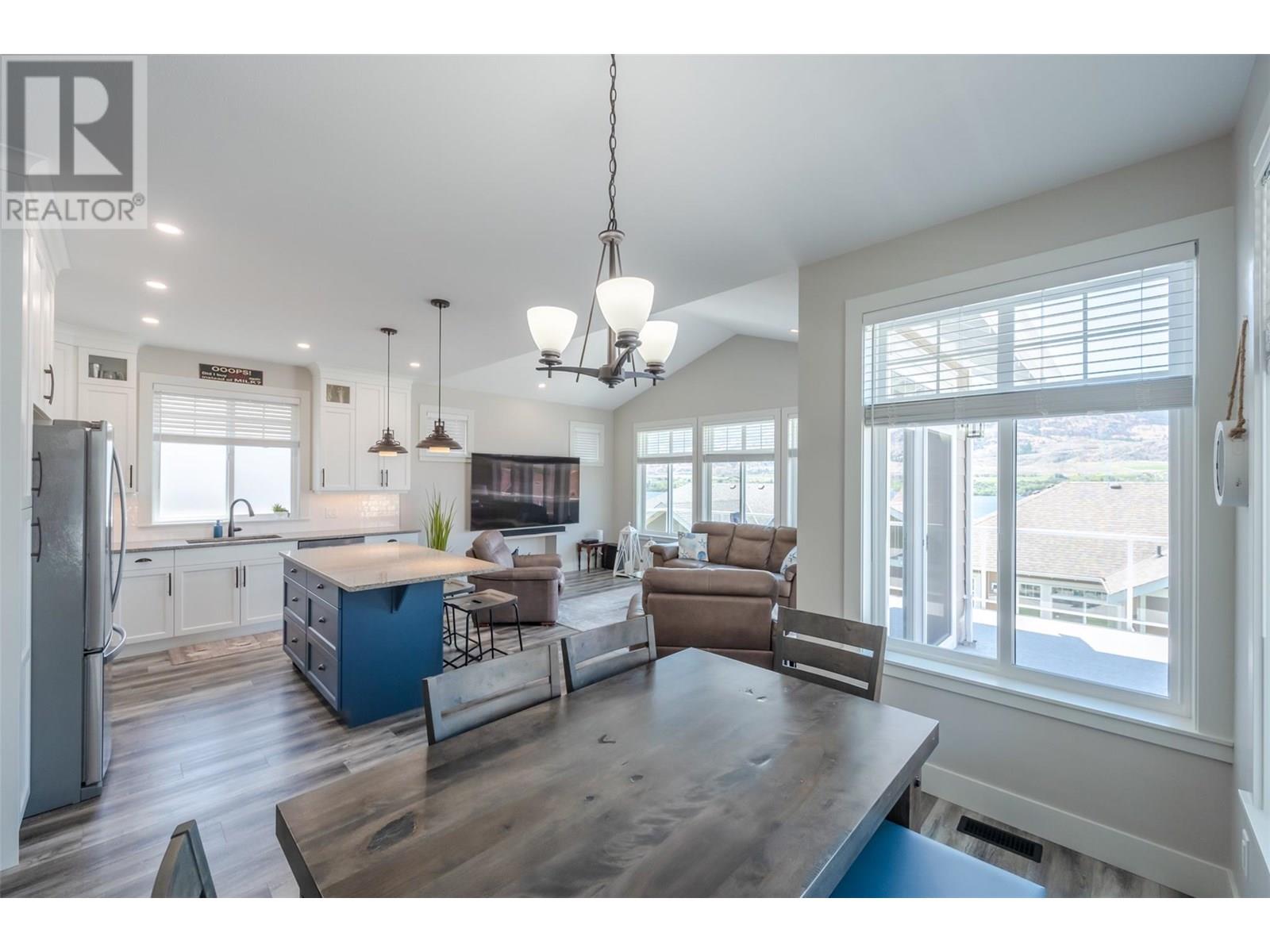 254 2450 Radio Tower Road, Oliver