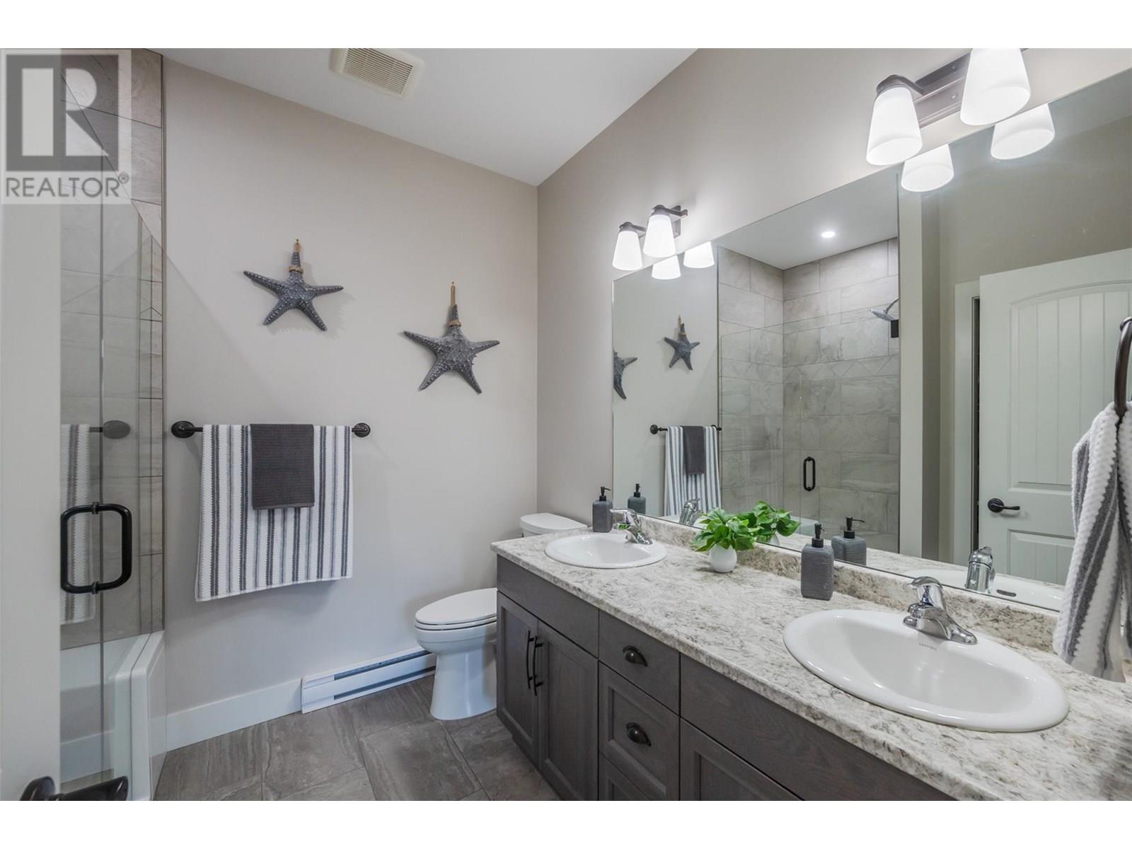 254 2450 Radio Tower Road, Oliver