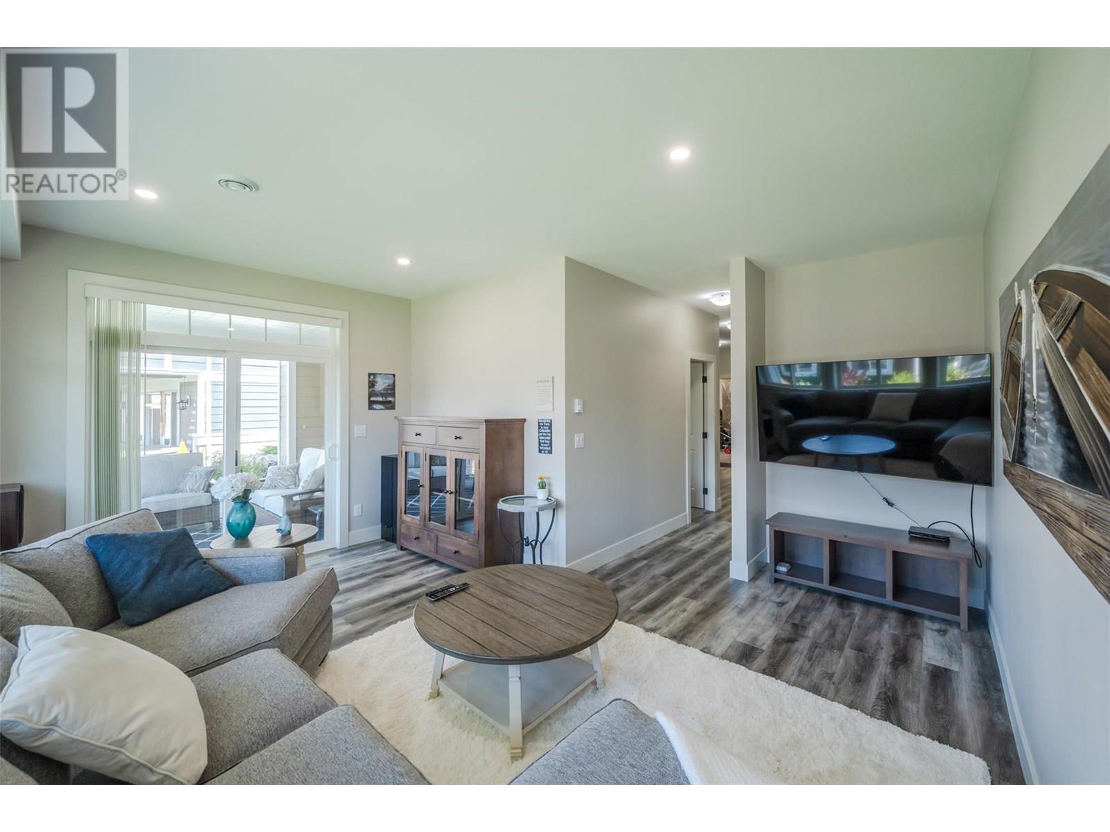 254 2450 Radio Tower Road, Oliver
