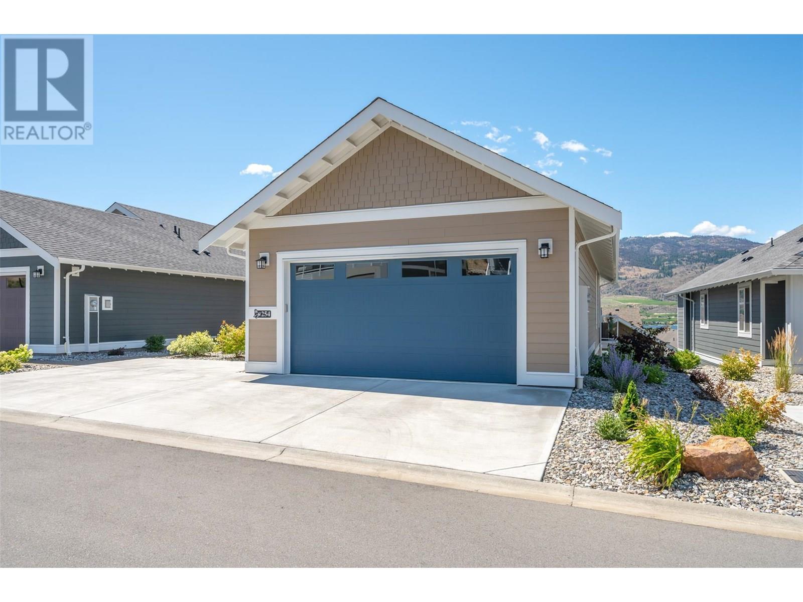 254 2450 Radio Tower Road, Oliver