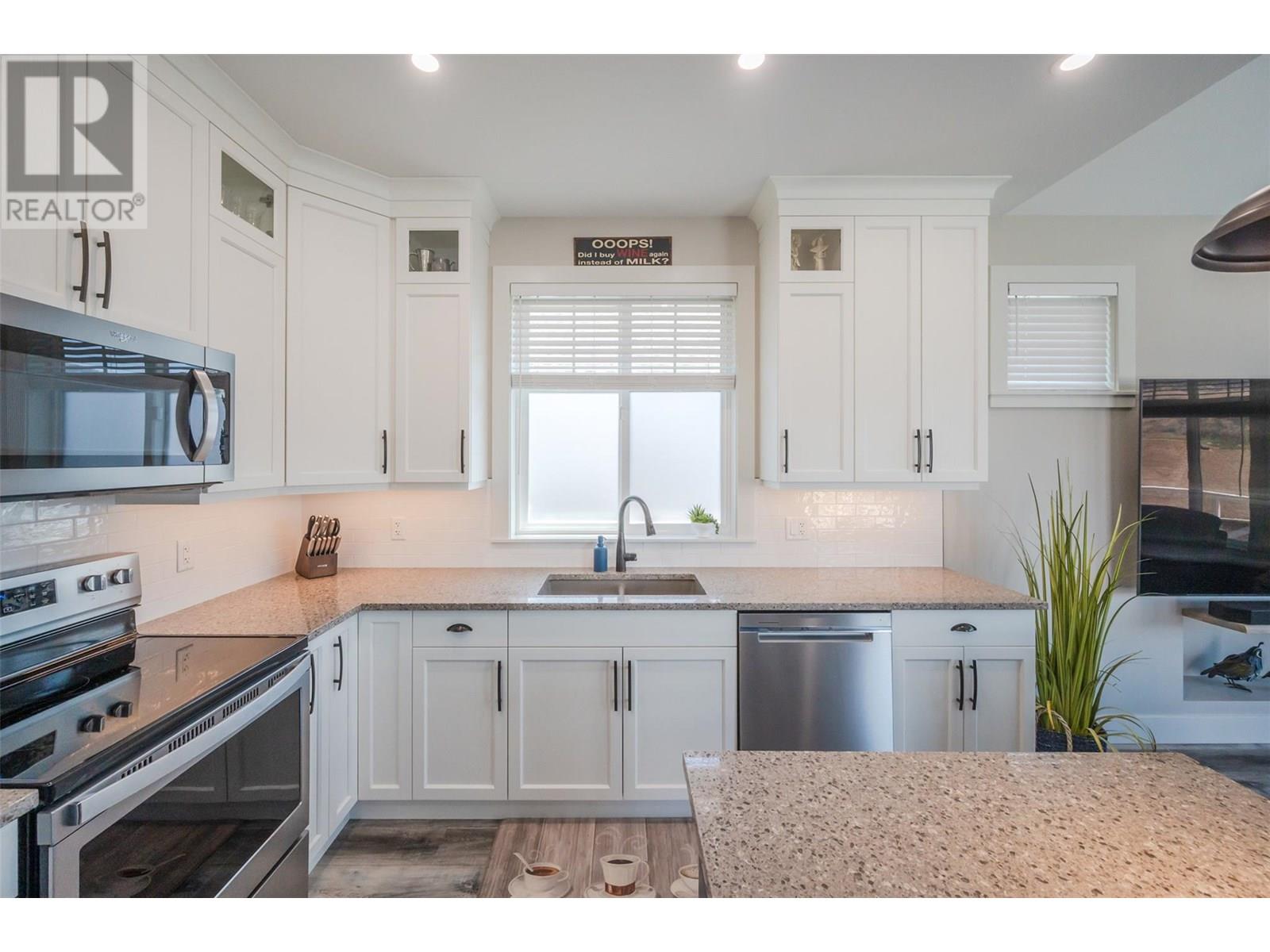 254 2450 Radio Tower Road, Oliver