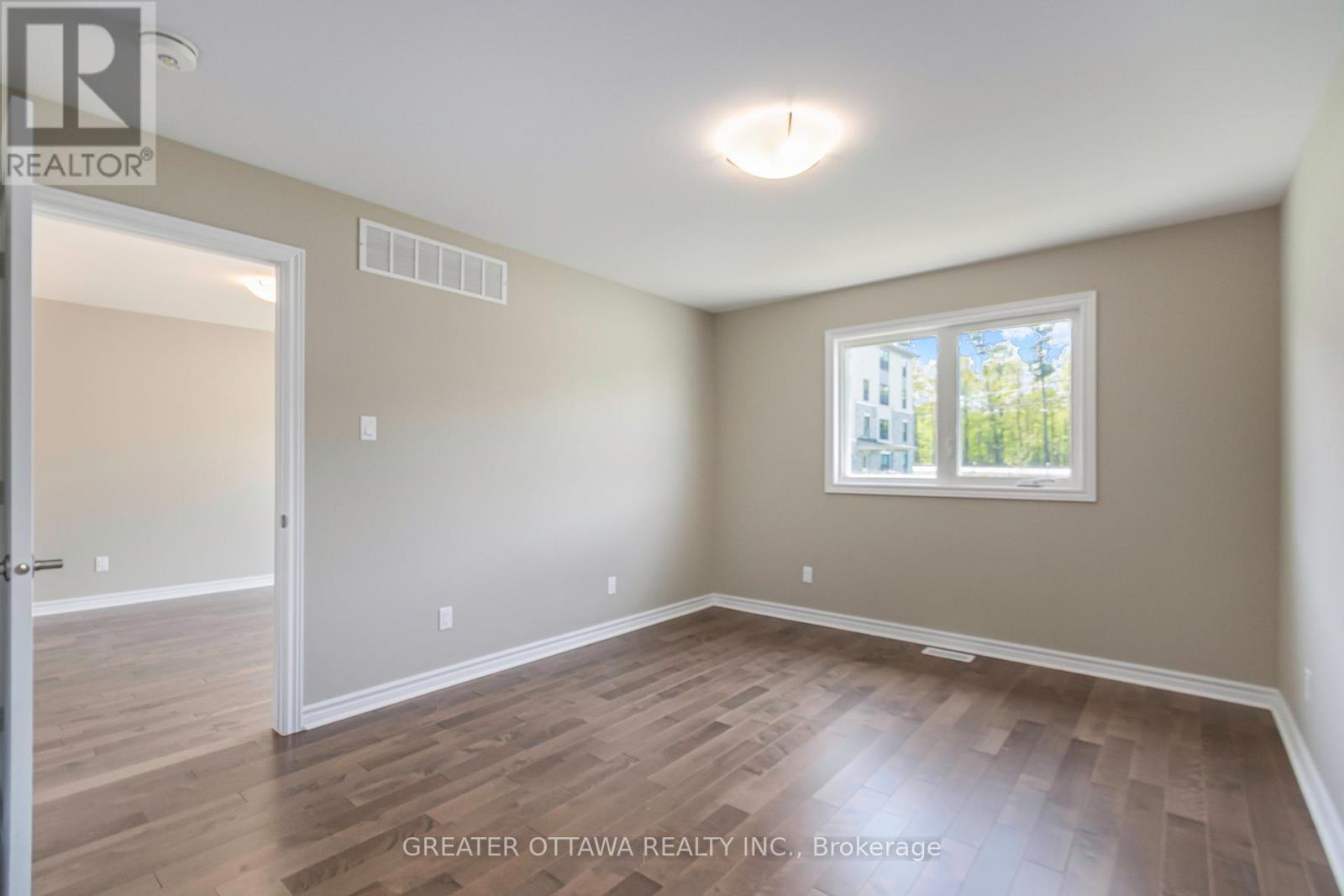 Photo 22 of 18 Morgan Clouthier Way, Arnprior ON