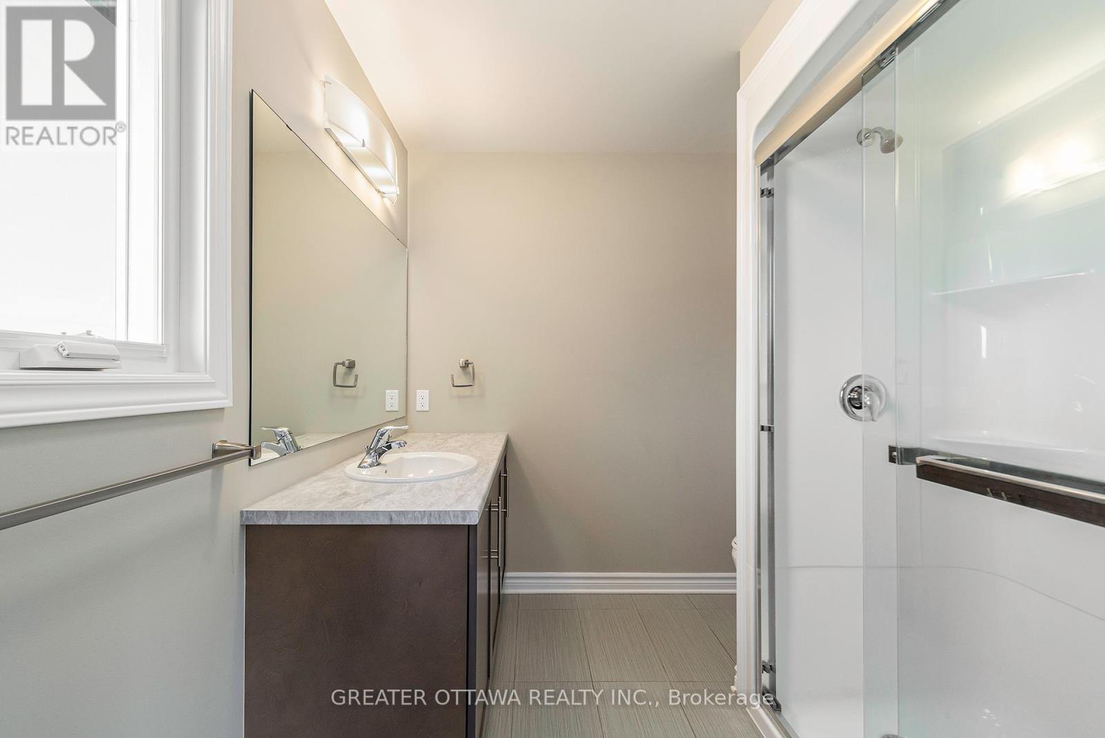 Photo 13 of 18 Morgan Clouthier Way, Arnprior ON