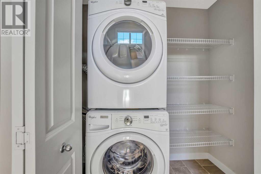 Single Family House 4 Level for Sale in  Sage Hill Grove NW Sage Hill Calgary 