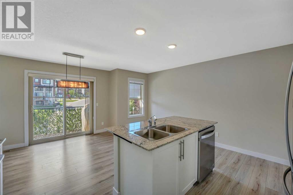 Single Family House 4 Level for Sale in  Sage Hill Grove NW Sage Hill Calgary 