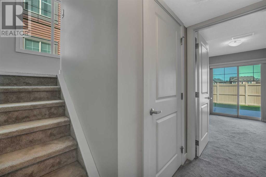 Single Family House 4 Level for Sale in  Sage Hill Grove NW Sage Hill Calgary 
