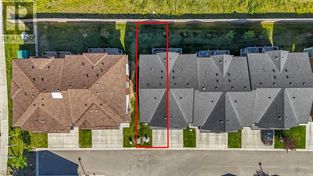 Single Family House 4 Level for Sale in  Sage Hill Grove NW Sage Hill Calgary 