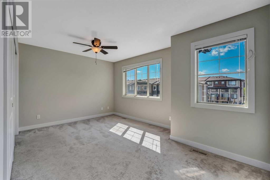 Single Family House 4 Level for Sale in  Sage Hill Grove NW Sage Hill Calgary 