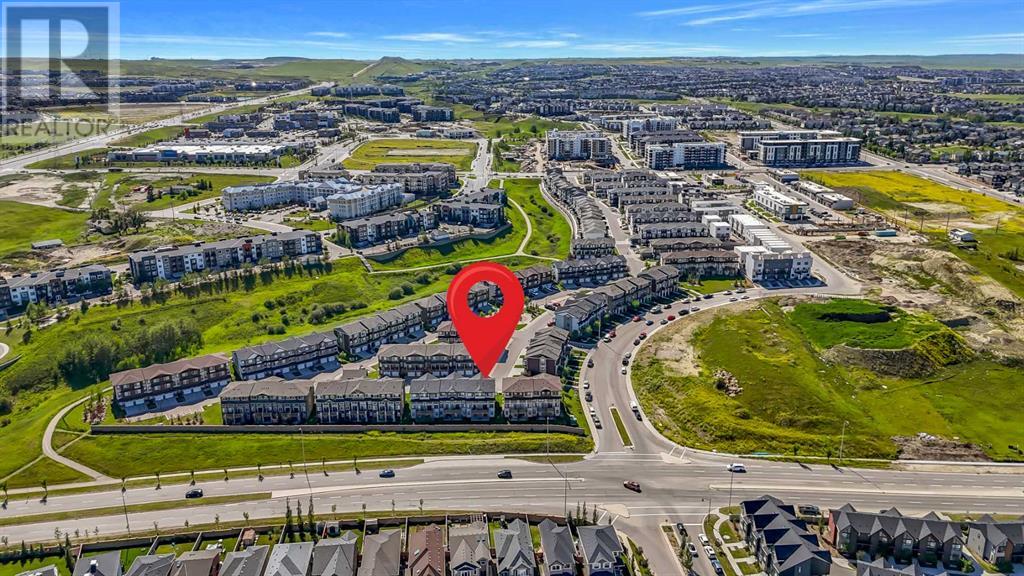 Single Family House 4 Level for Sale in  Sage Hill Grove NW Sage Hill Calgary 