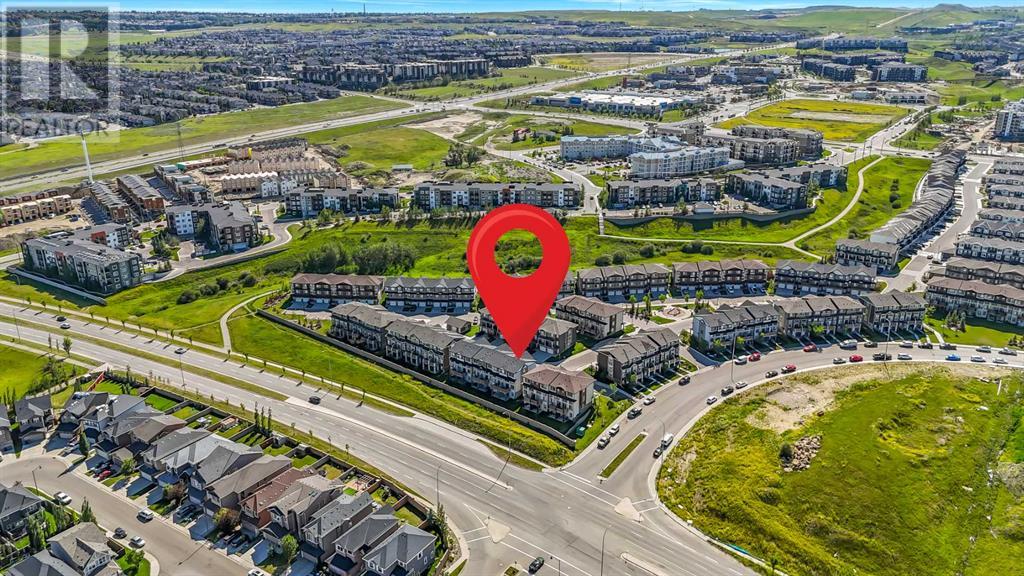 Single Family House 4 Level for Sale in  Sage Hill Grove NW Sage Hill Calgary 