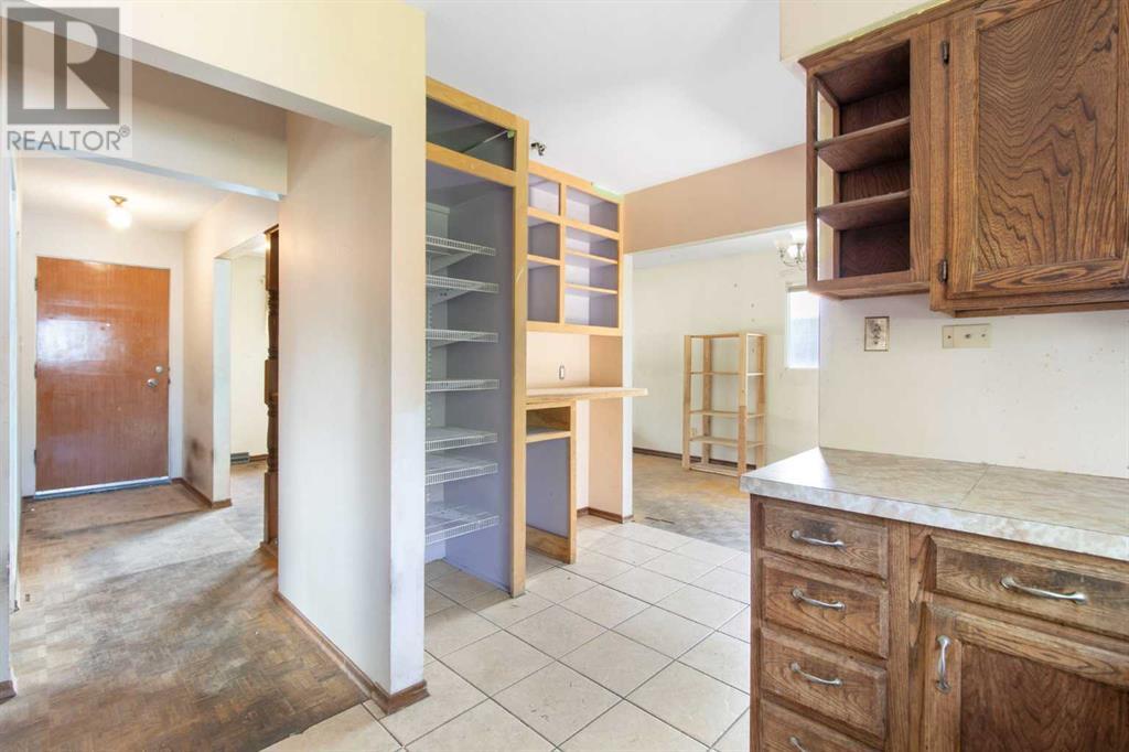 Single Family House Bungalow for Sale in  Arlington Drive SE Acadia Calgary 
