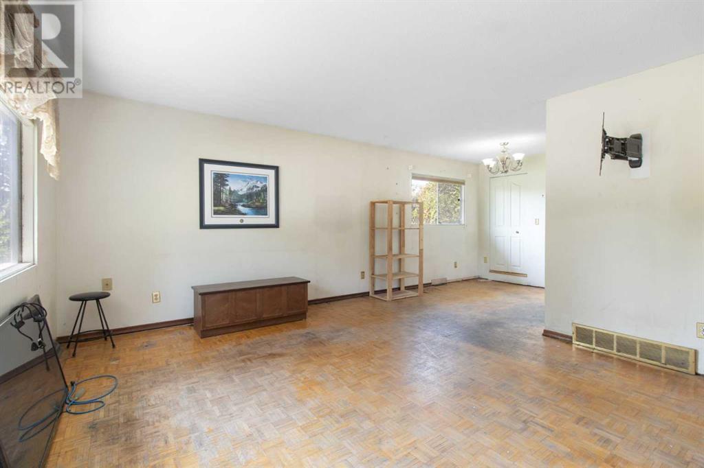 Single Family House Bungalow for Sale in  Arlington Drive SE Acadia Calgary 