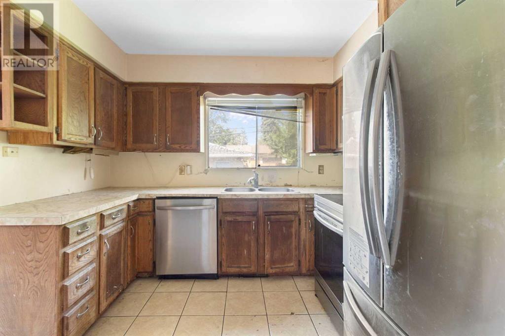 Single Family House Bungalow for Sale in  Arlington Drive SE Acadia Calgary 
