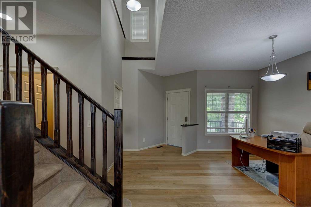 Single Family House for Sale in  Everbrook Way SW Evergreen Calgary 