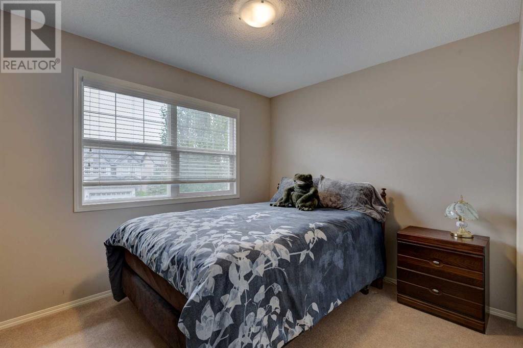 Single Family House for Sale in  Everbrook Way SW Evergreen Calgary 