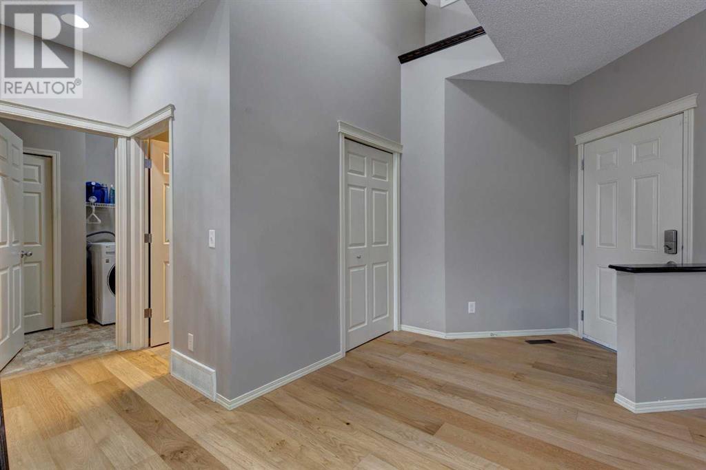 Single Family House for Sale in  Everbrook Way SW Evergreen Calgary 