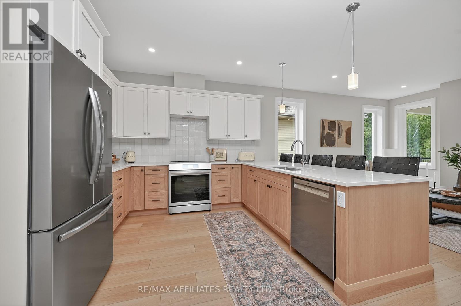 Photo 11 of 105 Rabb Street, Smiths Falls ON