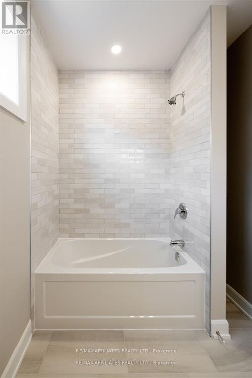 Photo 20 of 105 Rabb Street, Smiths Falls ON