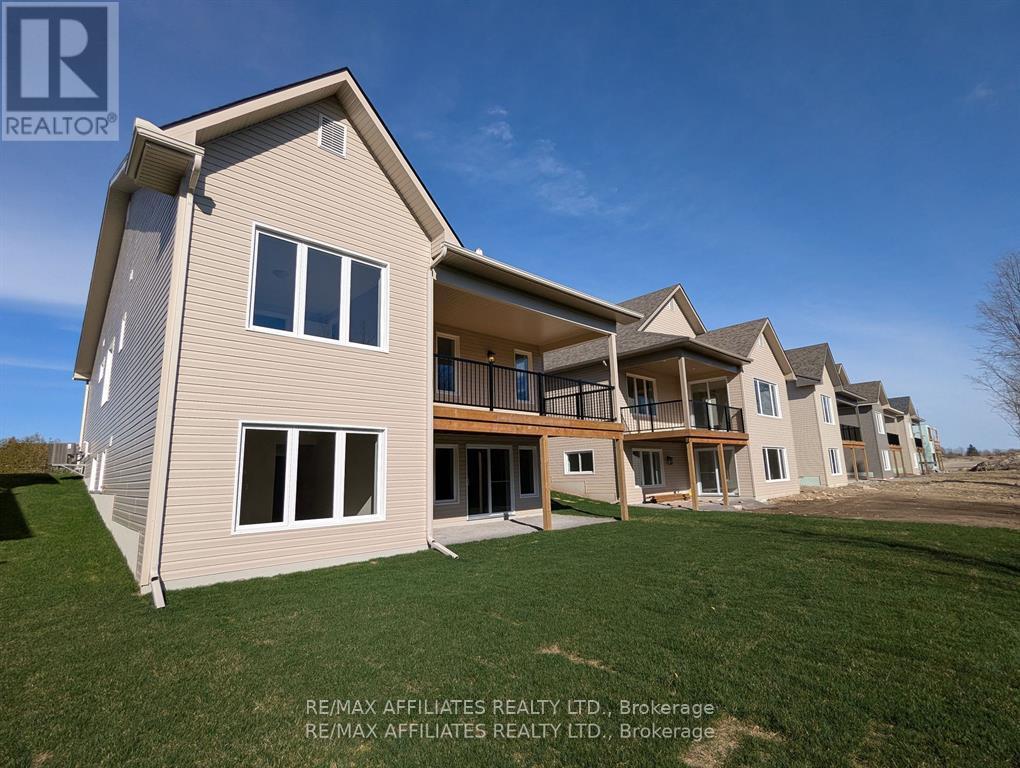 Photo 38 of 105 Rabb Street, Smiths Falls ON