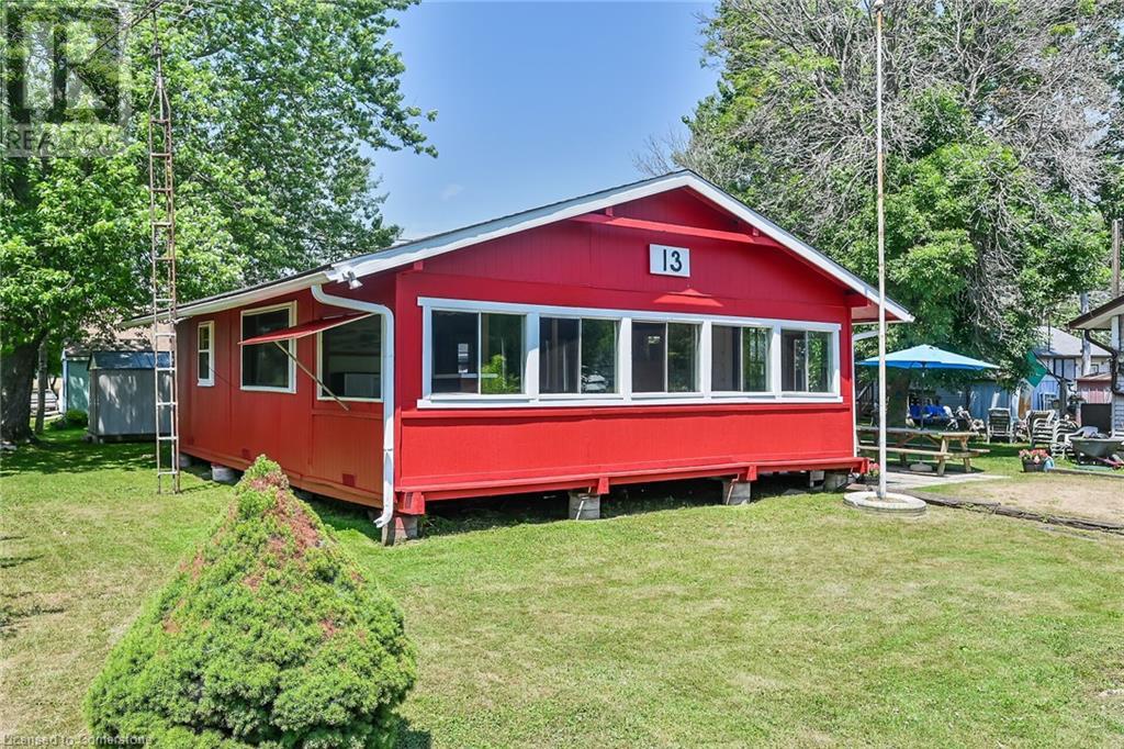 Photo 34 of 13 Maple Lane, Selkirk ON