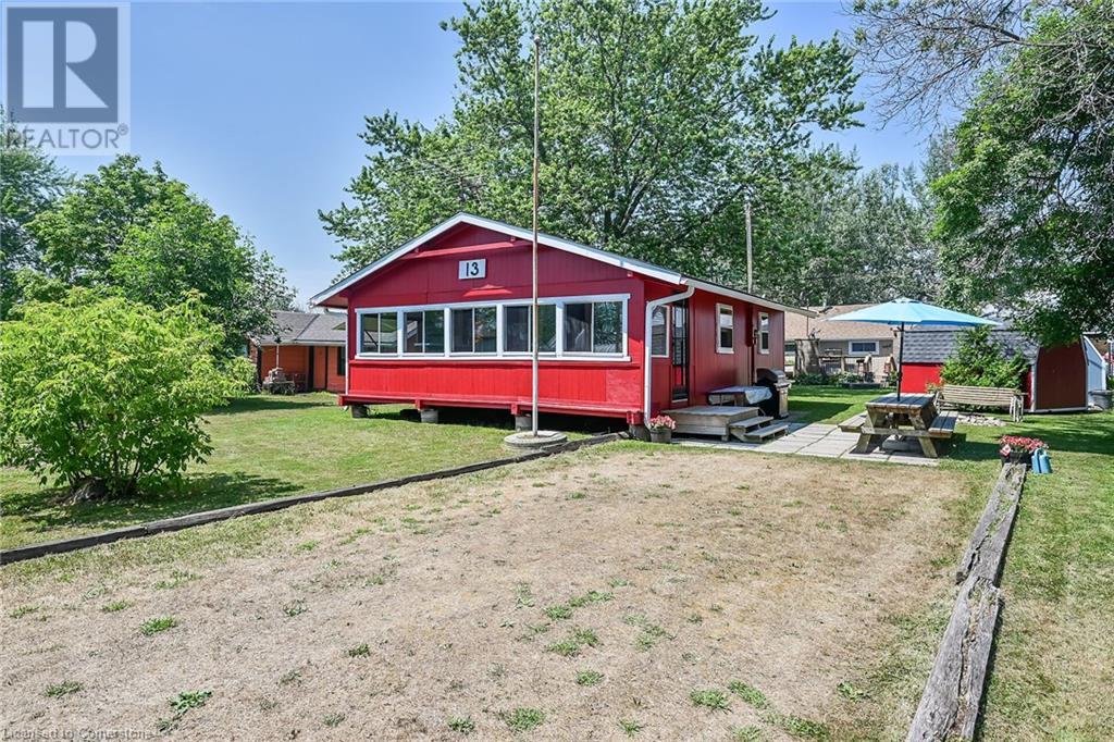 Photo 35 of 13 Maple Lane, Selkirk ON