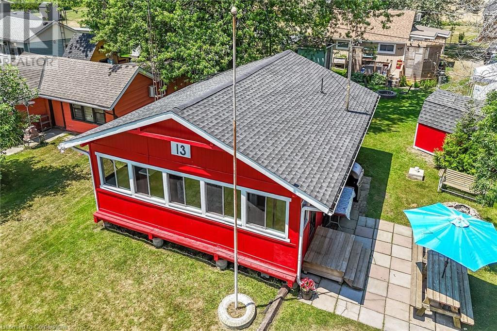Photo 37 of 13 Maple Lane, Selkirk ON