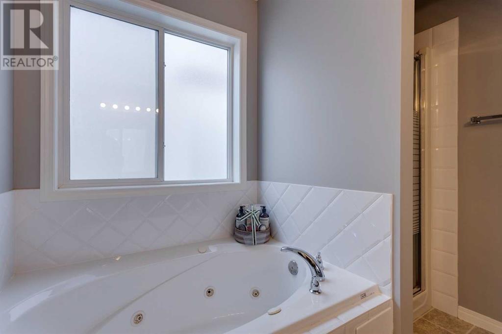 Single Family House for Sale in  Cougarstone Circle SW Cougar Ridge Calgary 