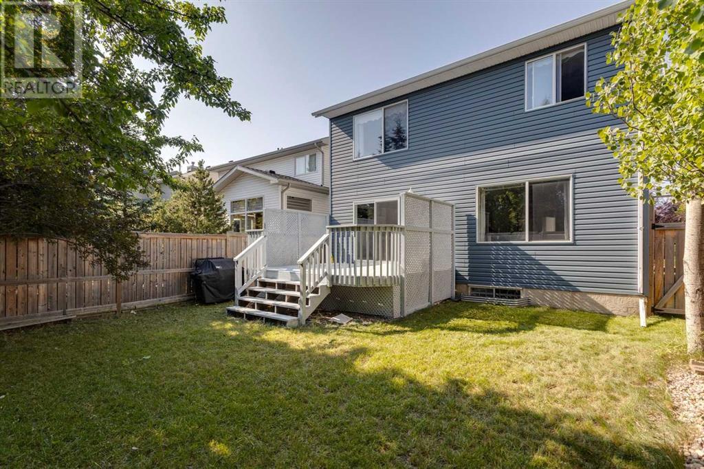 Single Family House for Sale in  Cougarstone Circle SW Cougar Ridge Calgary 