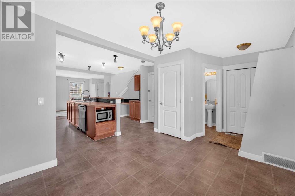 Single Family House for Sale in  Saddlebrook Drive NE Saddle Ridge Calgary 