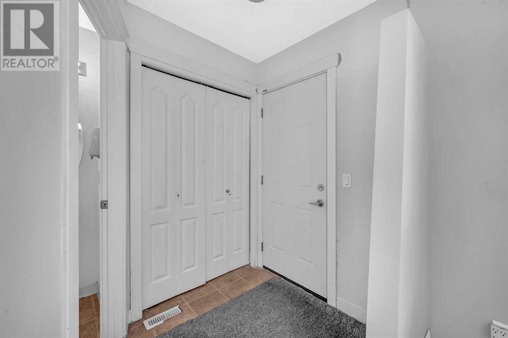 Single Family House for Sale in  Saddlebrook Drive NE Saddle Ridge Calgary 