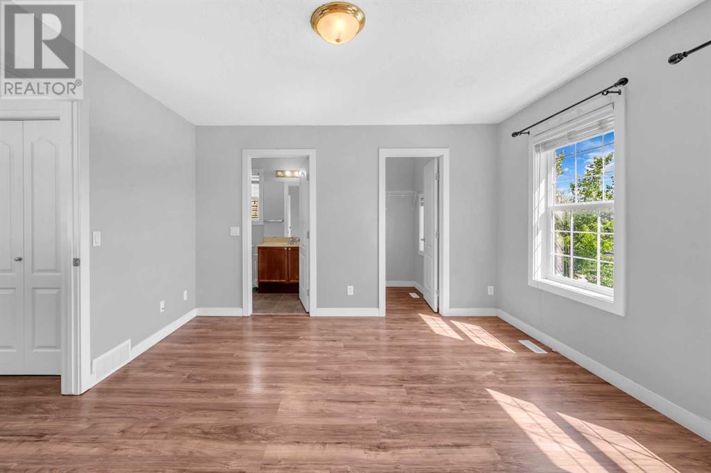 Single Family House for Sale in  Saddlebrook Drive NE Saddle Ridge Calgary 