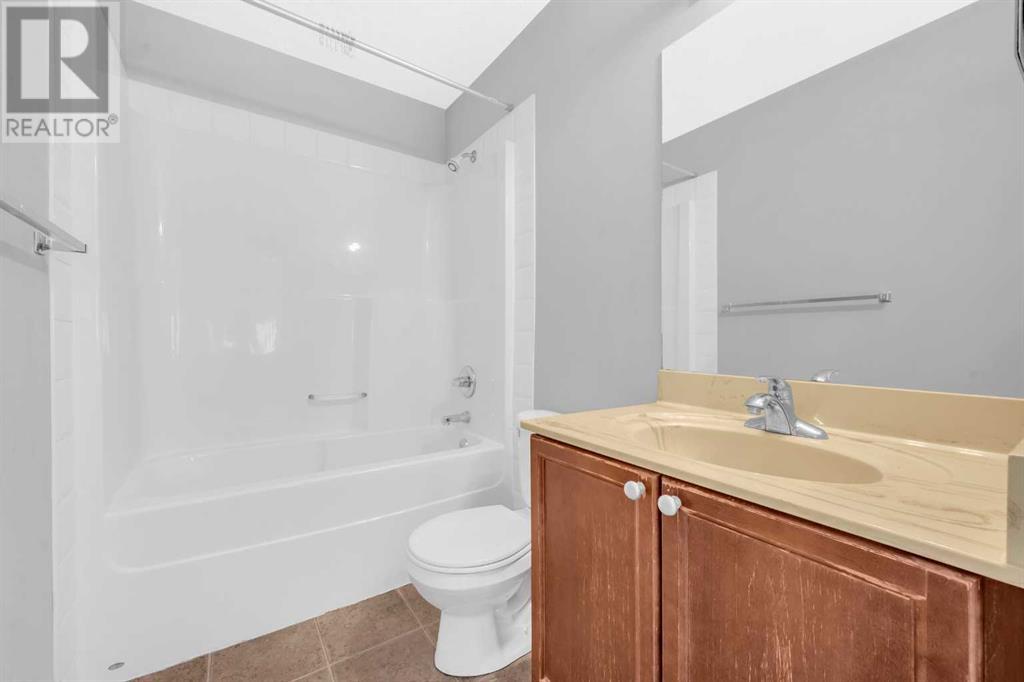 Single Family House for Sale in  Saddlebrook Drive NE Saddle Ridge Calgary 