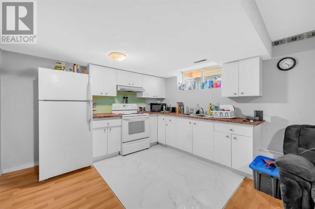 Single Family House for Sale in  Saddlebrook Drive NE Saddle Ridge Calgary 