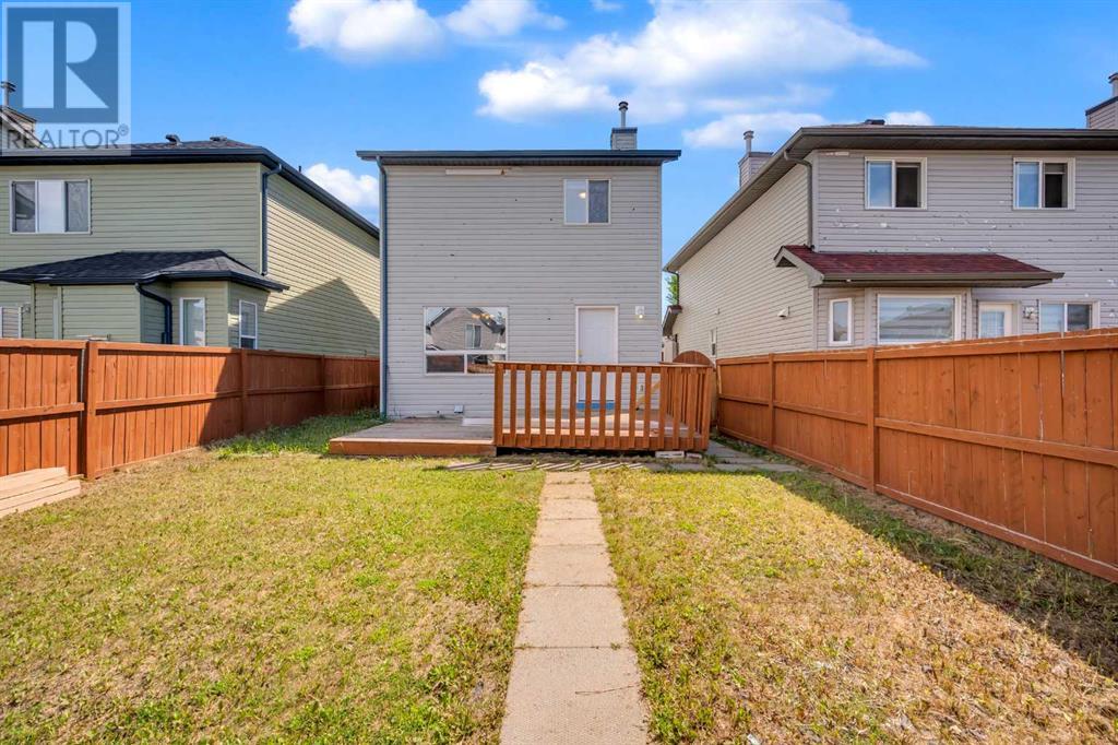 Single Family House for Sale in  Saddlebrook Drive NE Saddle Ridge Calgary 