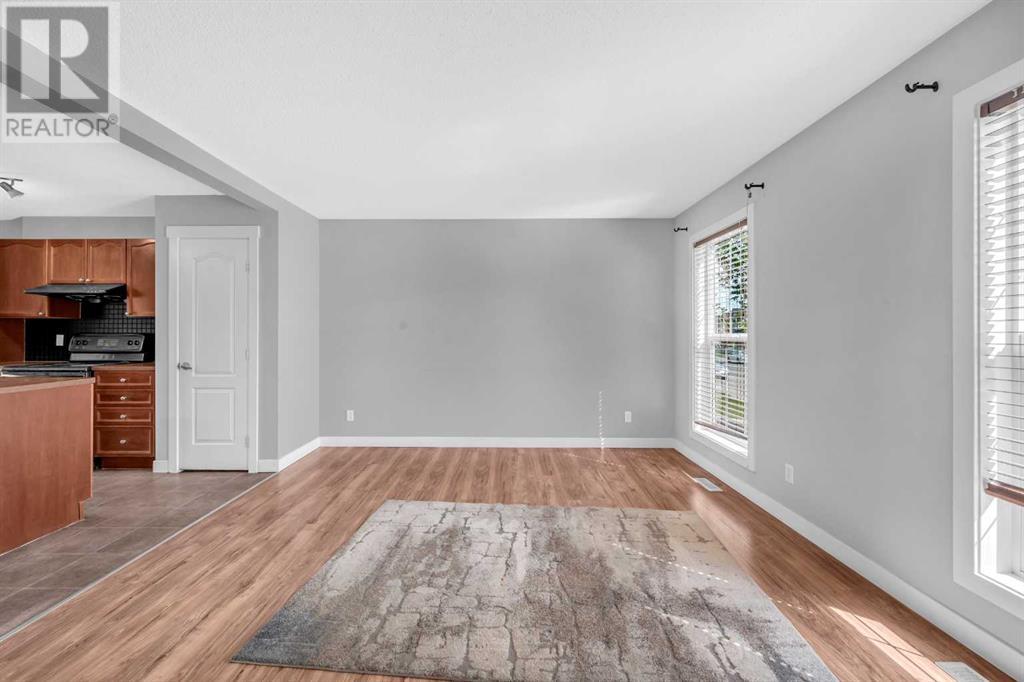 Single Family House for Sale in  Saddlebrook Drive NE Saddle Ridge Calgary 