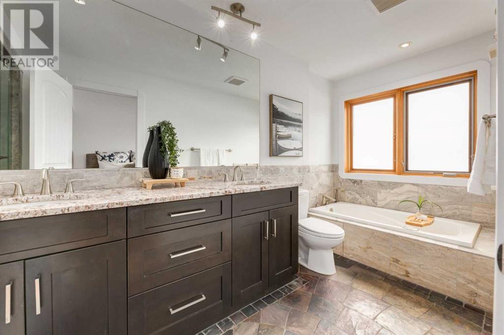 Single Family House for Sale in   Avenue SW Richmond Calgary 