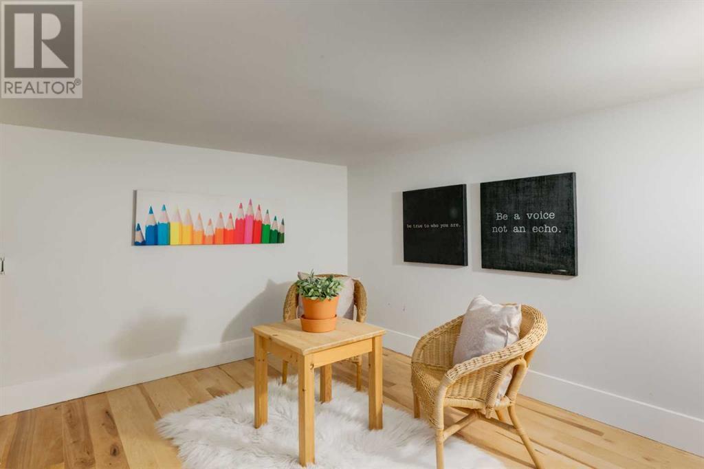 Single Family House for Sale in   Avenue SW Richmond Calgary 