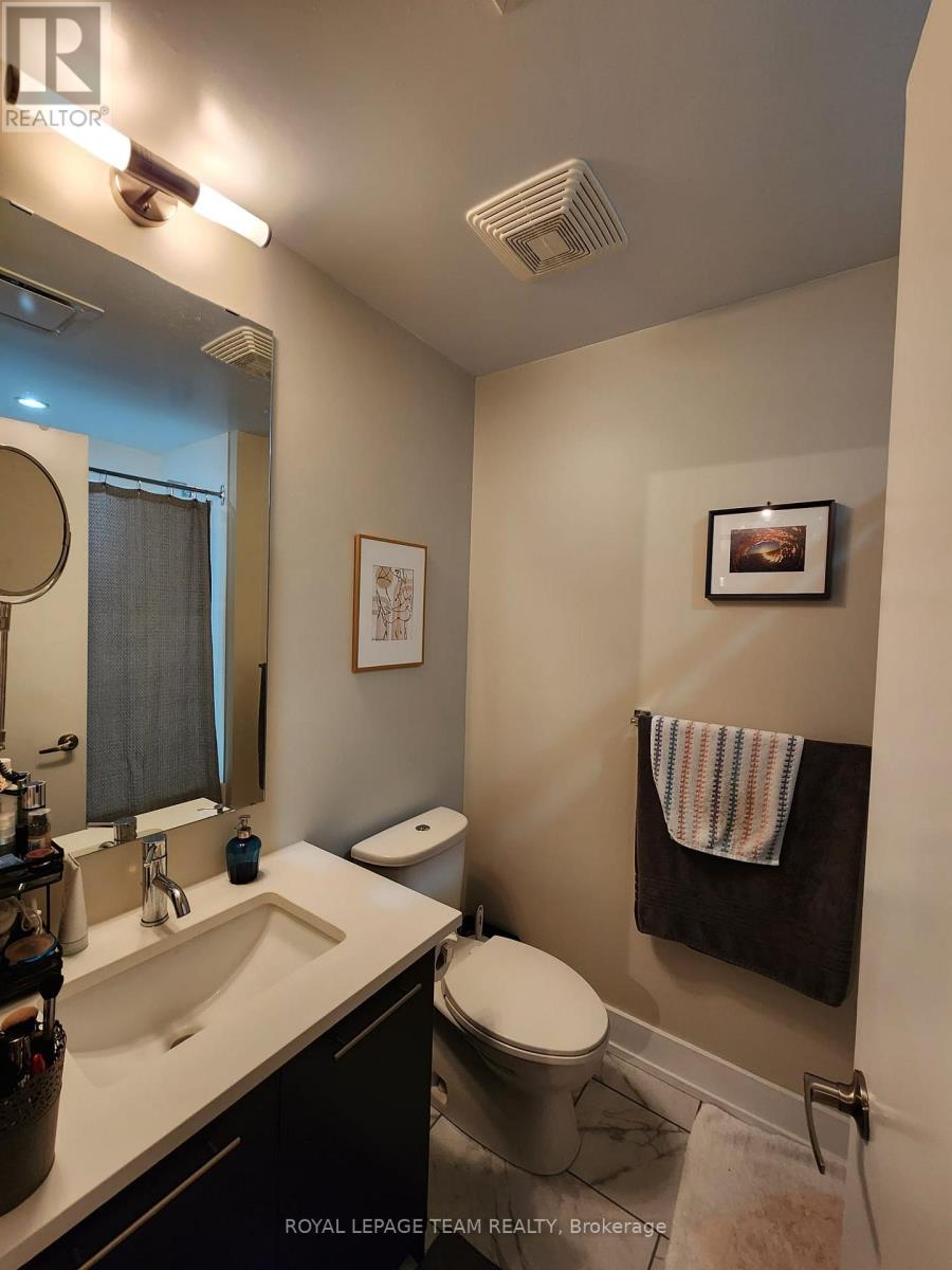 Photo 10 of 717 360 Patricia Avenue, Ottawa ON