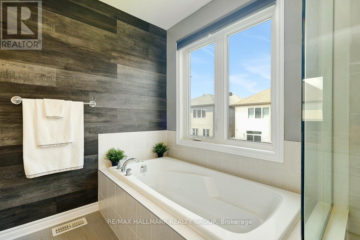 Photo 40 of 78 Russet Terrace, Ottawa ON
