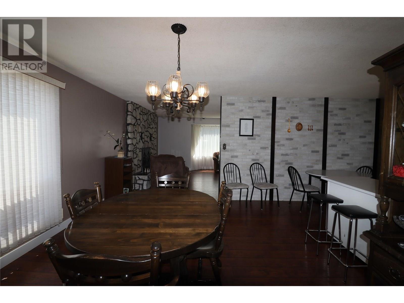 5750 Reservoir Road, Grand Forks