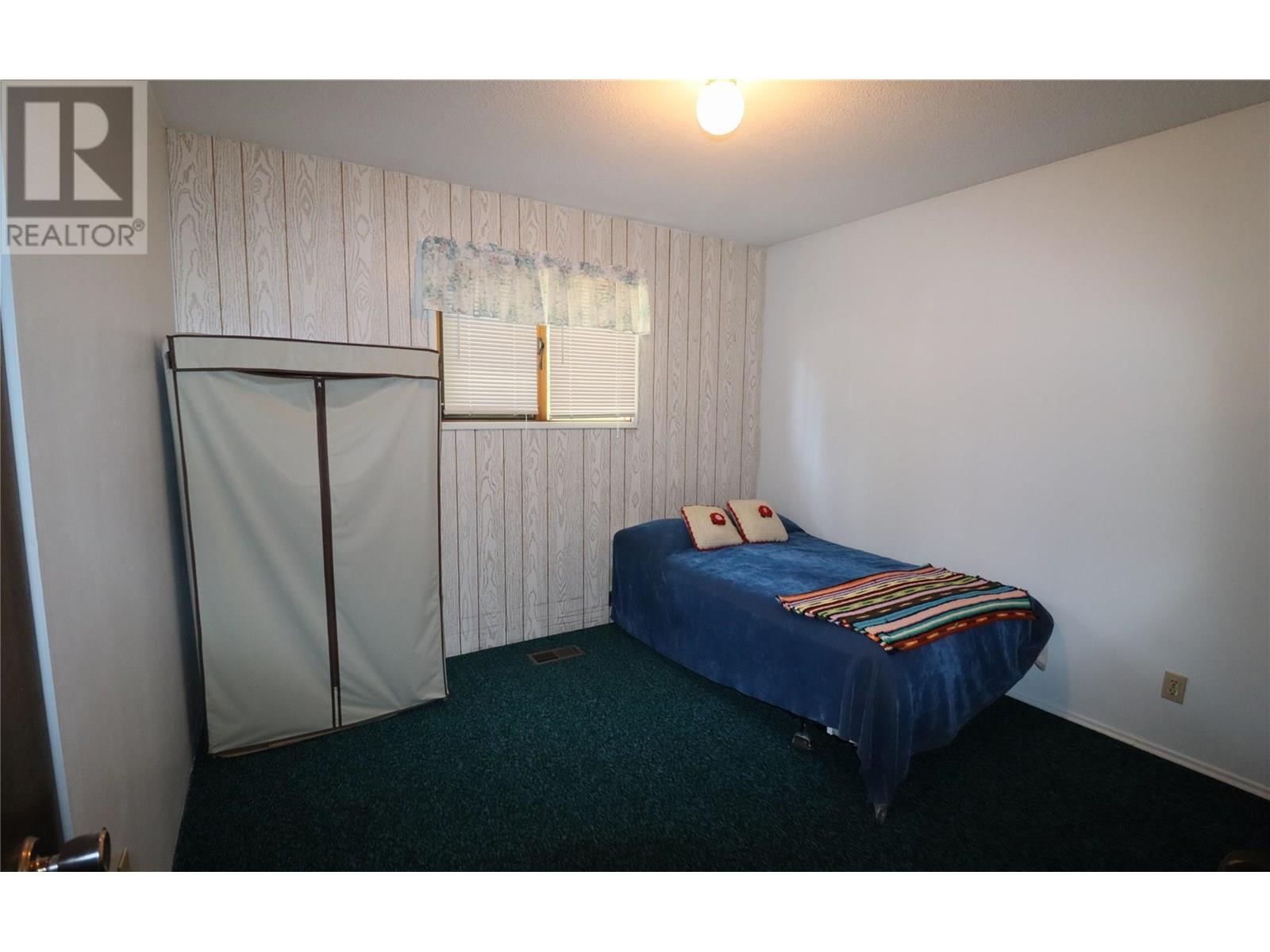 5750 Reservoir Road, Grand Forks