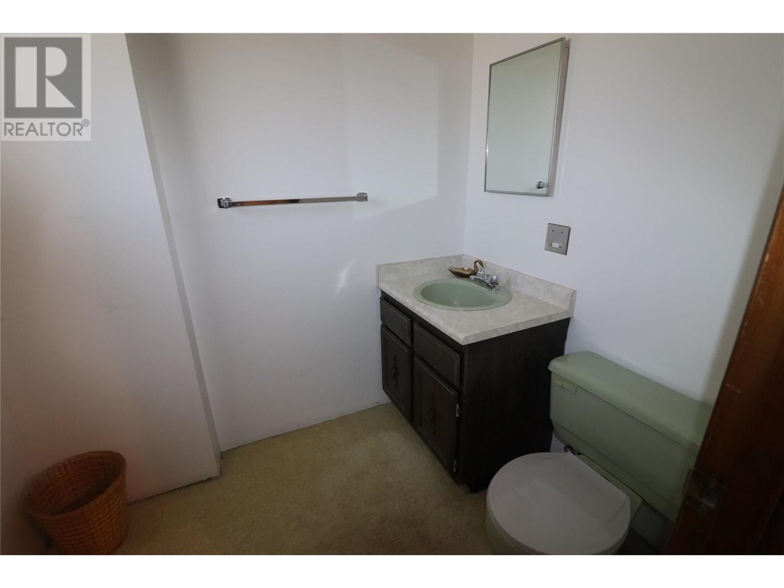 5750 Reservoir Road, Grand Forks