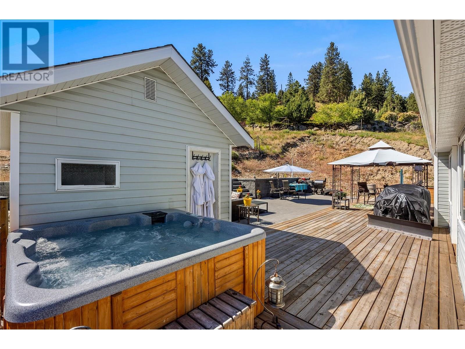 4622 Princeton Avenue, Peachland